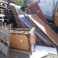 534476557_w640_h640_musor_s_dach_vyvoz