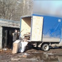 594627622_w640_h640_55h